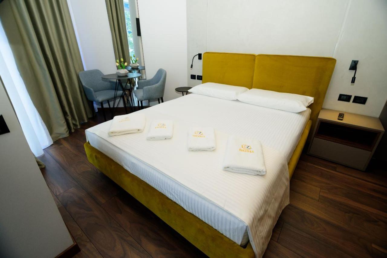 Hotel Zeneli Vlore Exterior photo